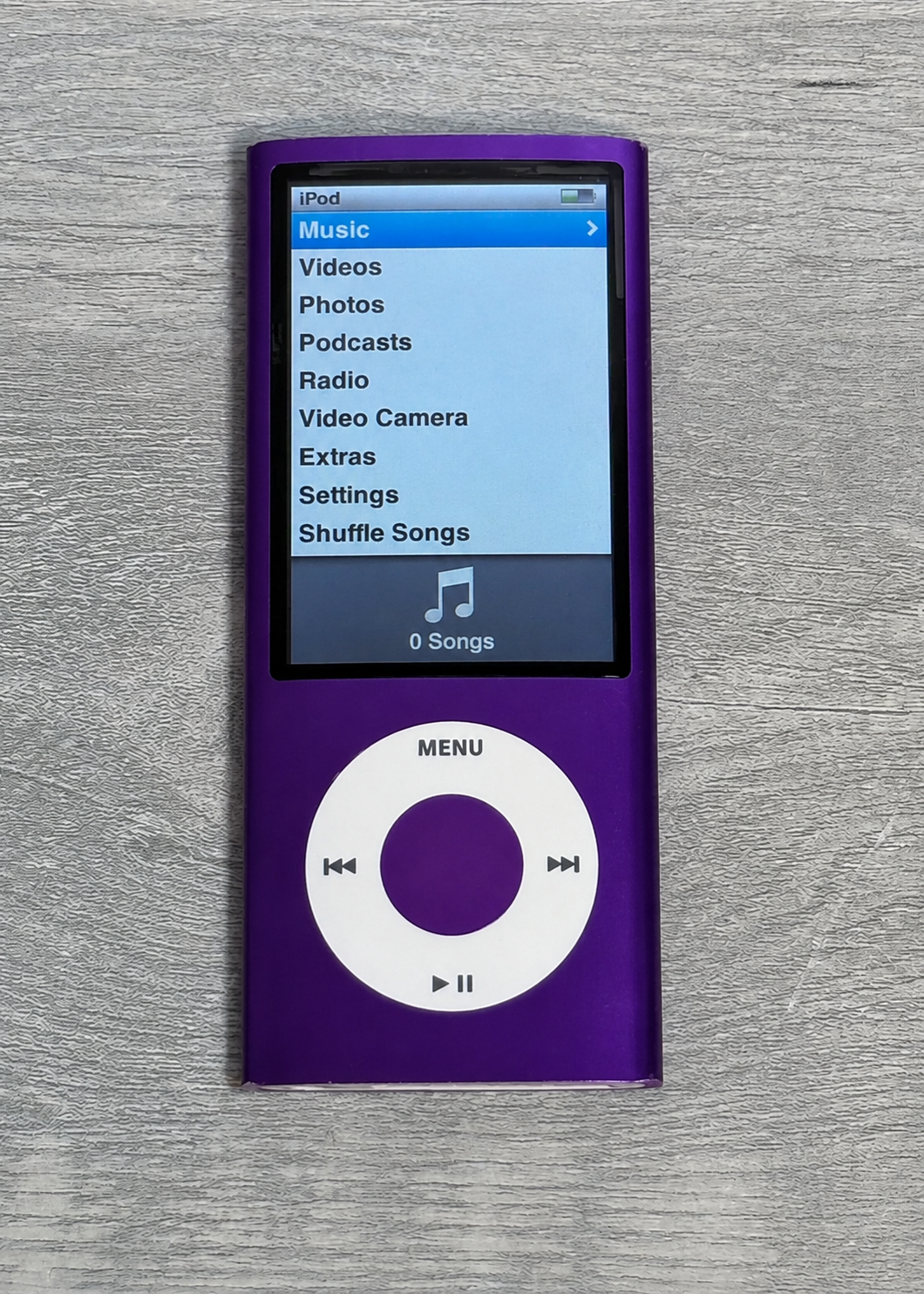 Brand NEW Apple iPod Nano 4th Gen 8GB All colors MP3 Players