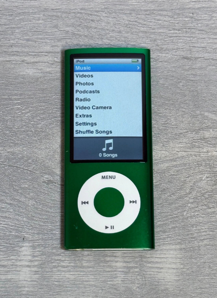 Brand NEW Apple iPod Nano 4th Gen 8GB All colors MP3 Players