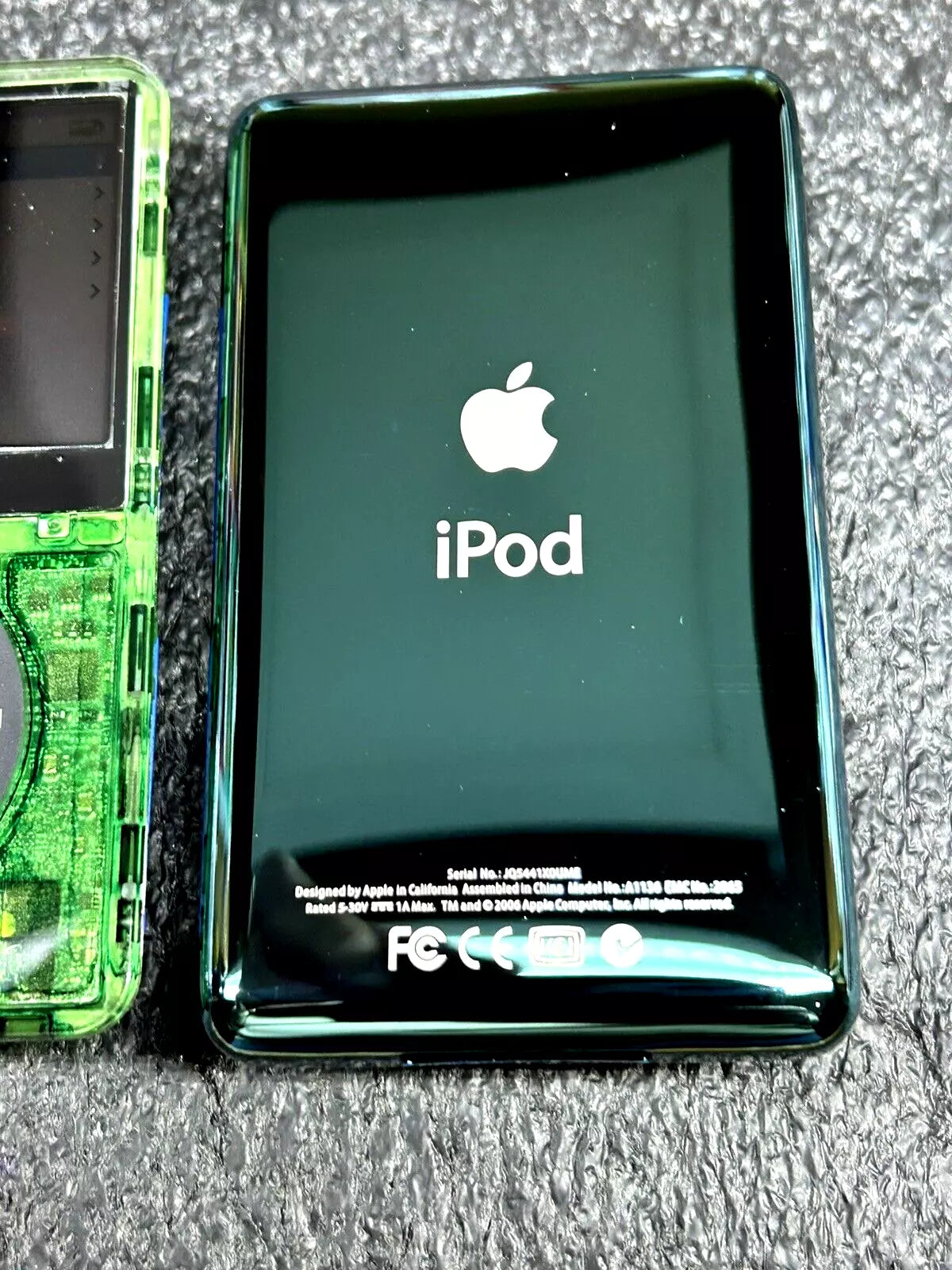 Bluetooth Mod Apple iPod Classic 5.5th Atomic IVY 2TB SSD Wolfson DAC Atomic 3000 Battery